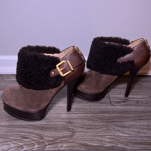 FENDI Fendista Shearling Fur Brown Suede Buckle Platform Ankle Boots - Picture 5 of 7